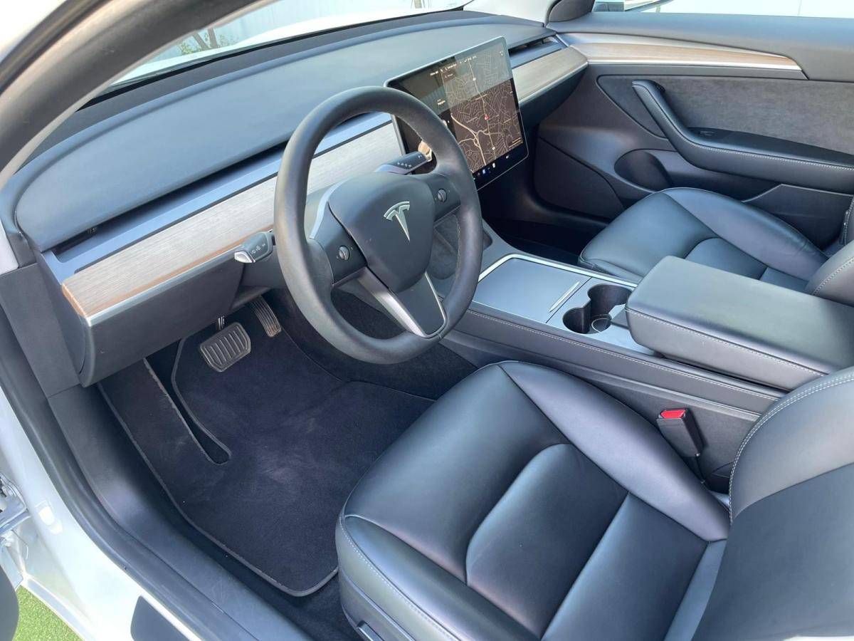 tesla-model-3-2022-eletrico-500cc