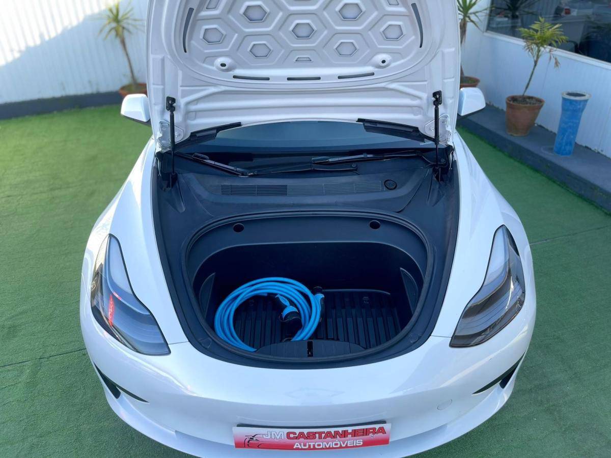 tesla-model-3-2022-eletrico-500cc