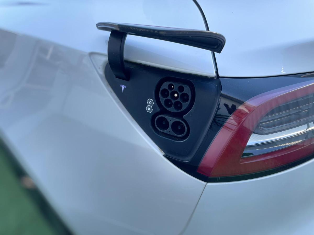 tesla-model-3-2022-eletrico-500cc