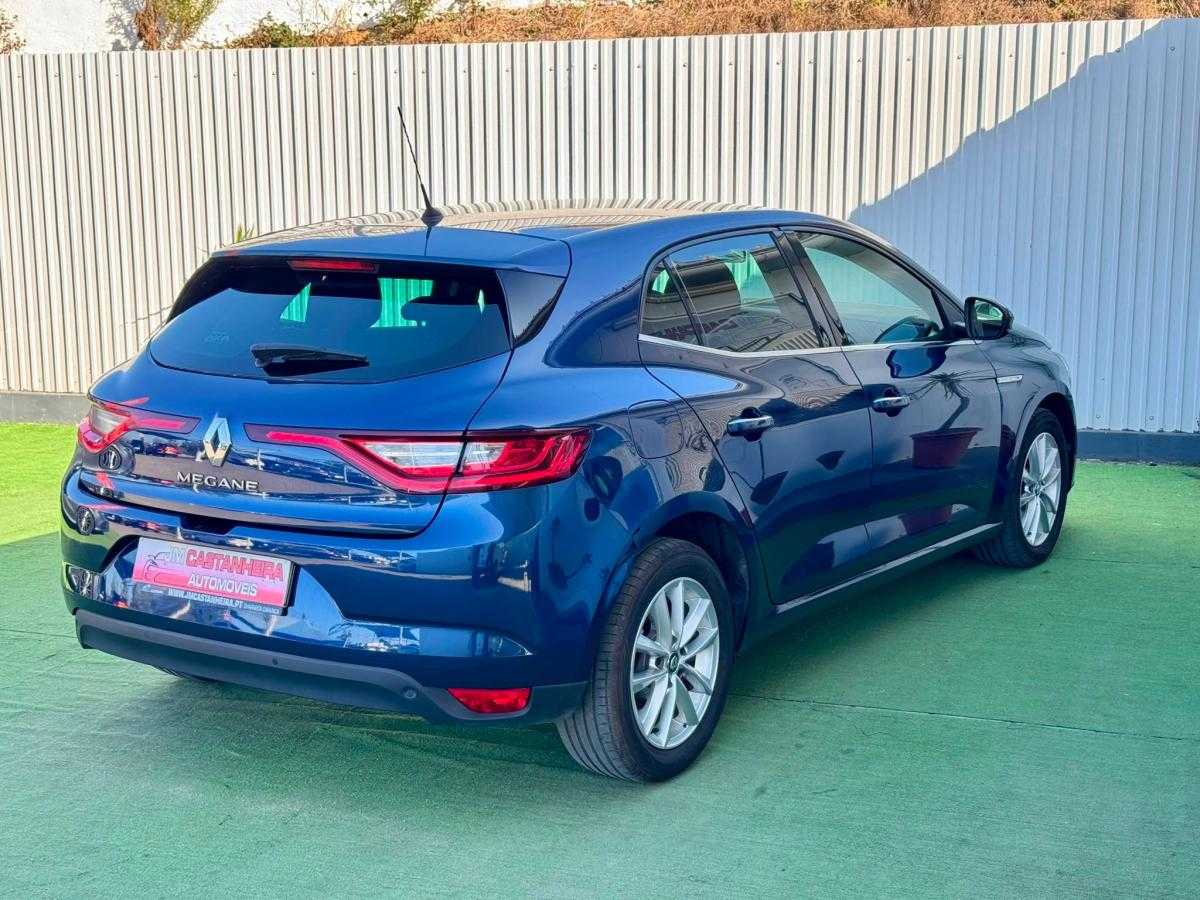 renault-megane-2018-diesel-1461cc