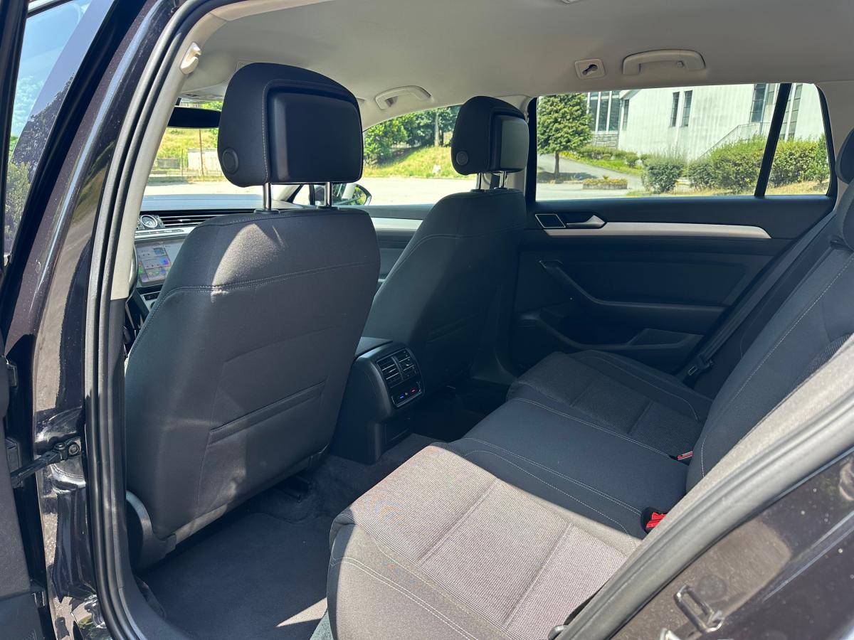 volkswagen-passat-variant-2015-diesel-1598cc