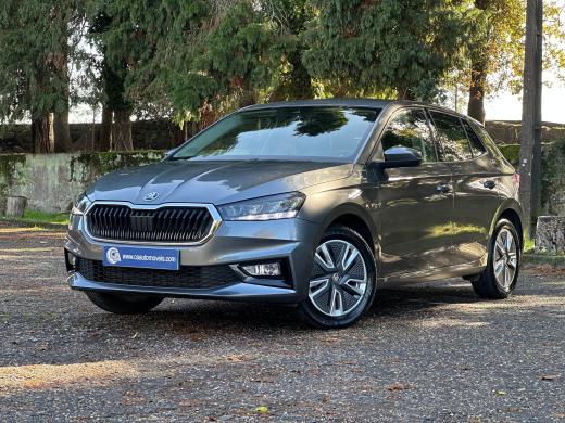 skoda-fabia-2023-gasolina-999cc