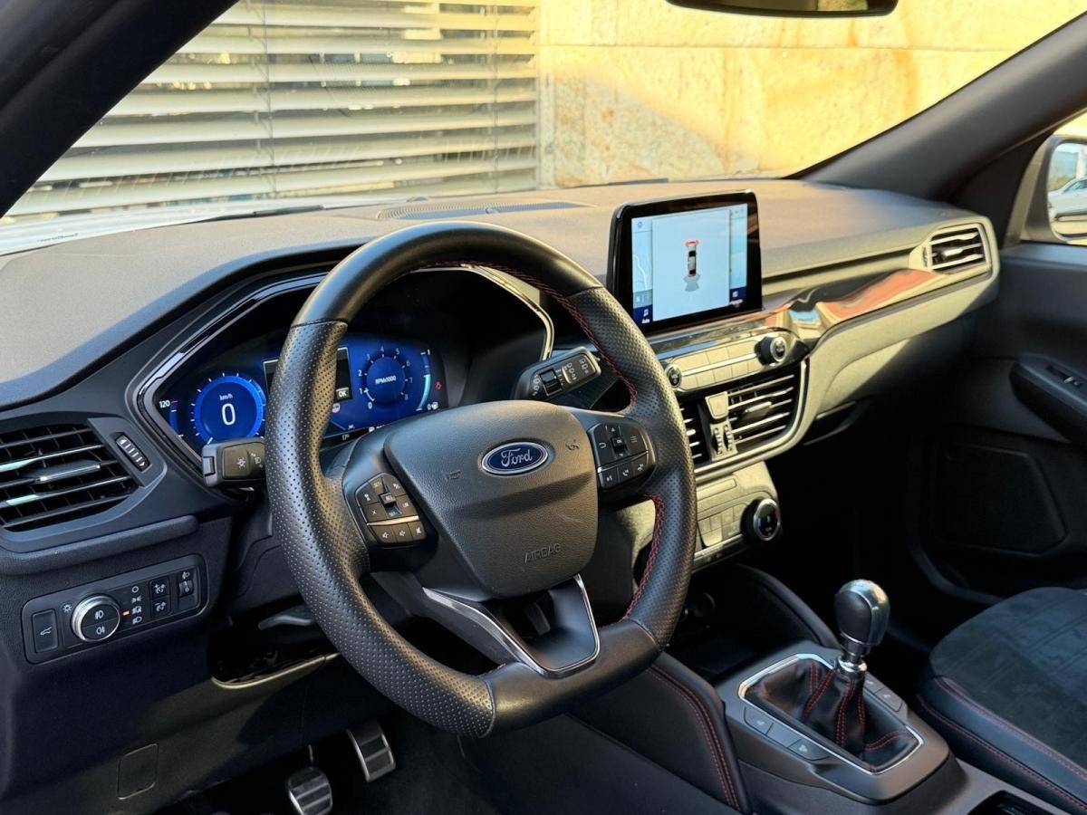 ford-kuga-2023-gasolina-1499cc