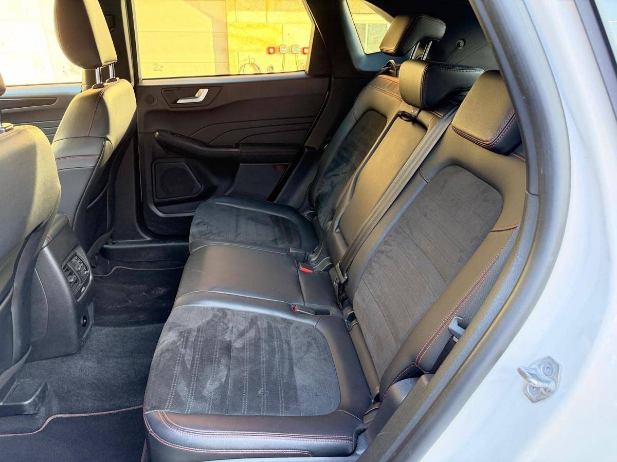 ford-kuga-2023-gasolina-1499cc