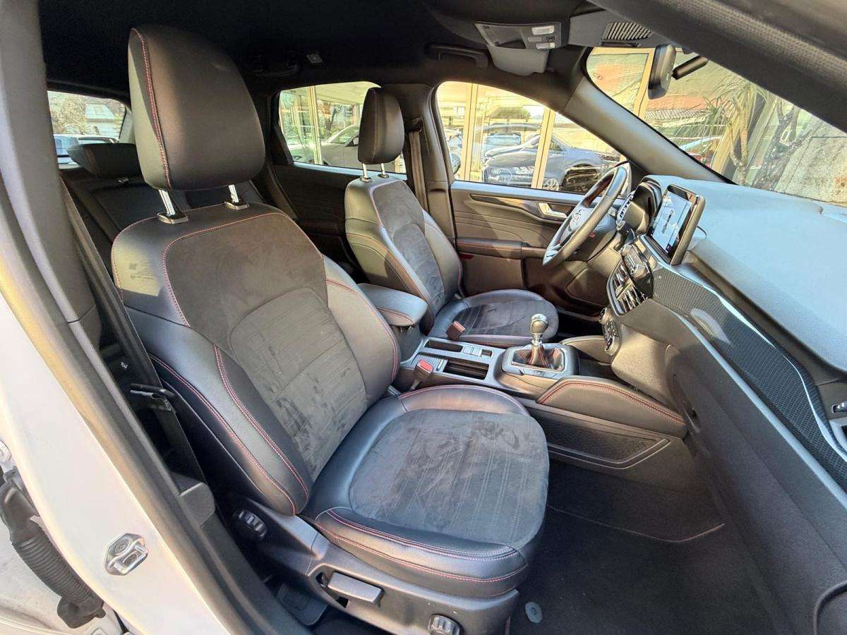 ford-kuga-2023-gasolina-1499cc