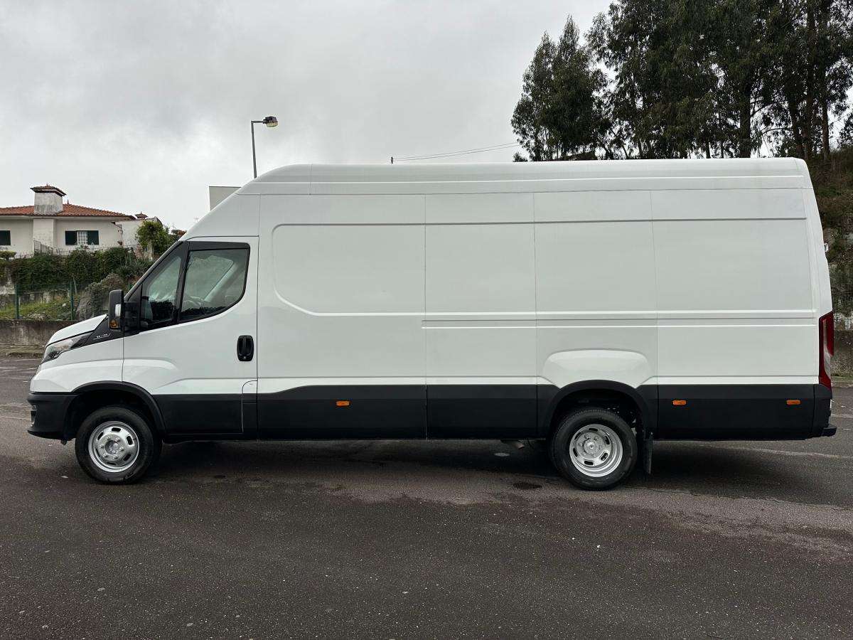 iveco-daily-2023-diesel-2287cc