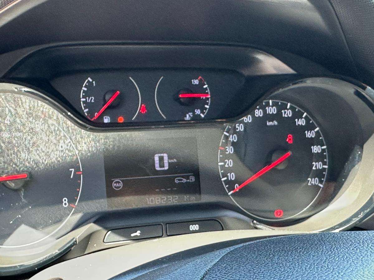 opel-crossland-2021-gasolina-1199cc