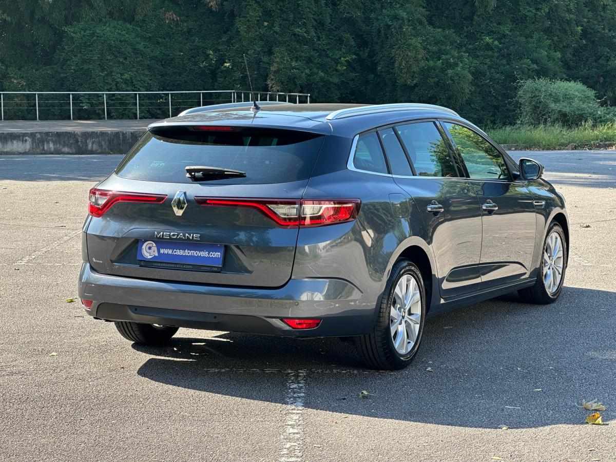 renault-megane-sport-tourer-2019-gasolina-1332cc