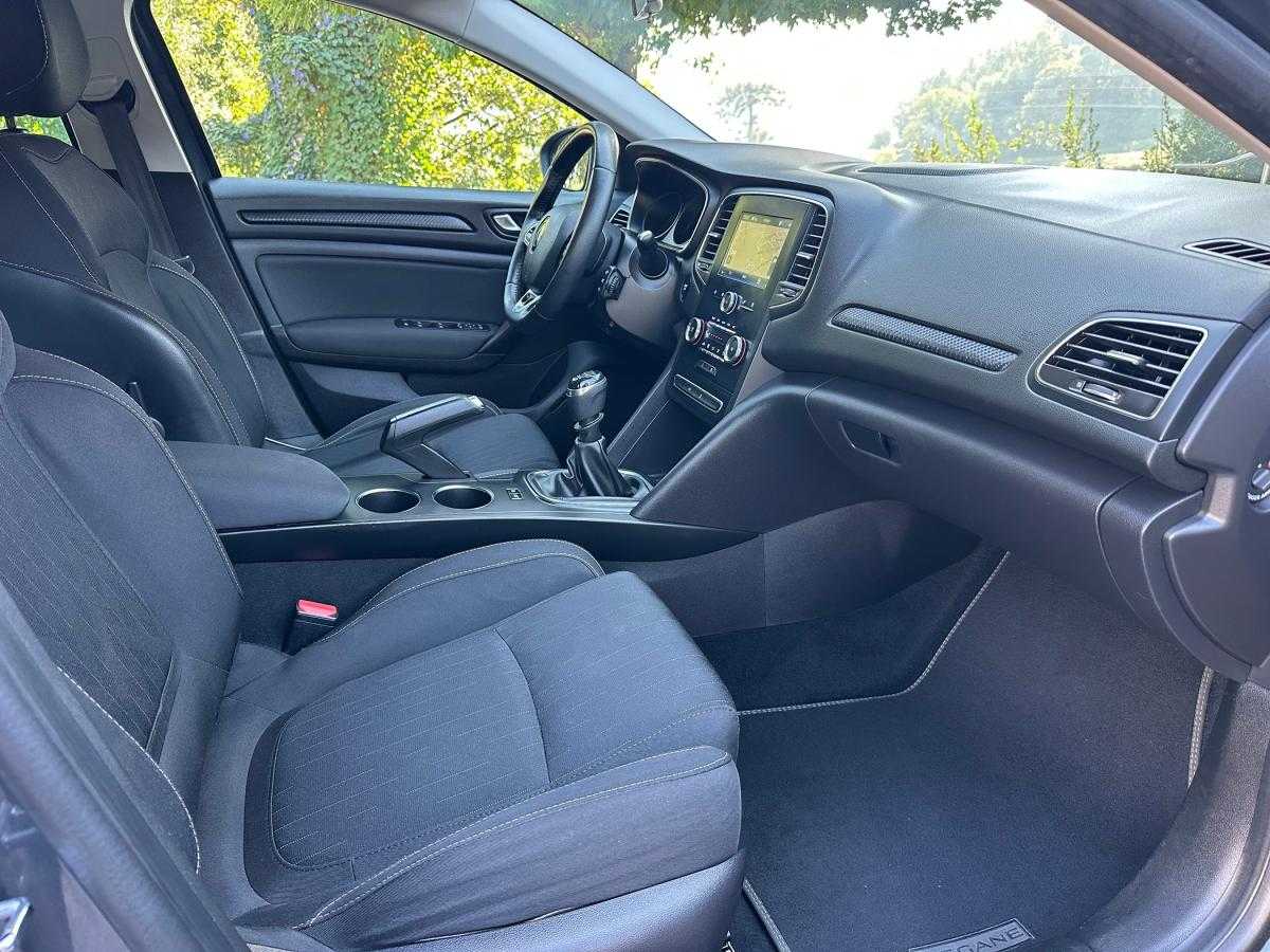 renault-megane-sport-tourer-2019-gasolina-1332cc