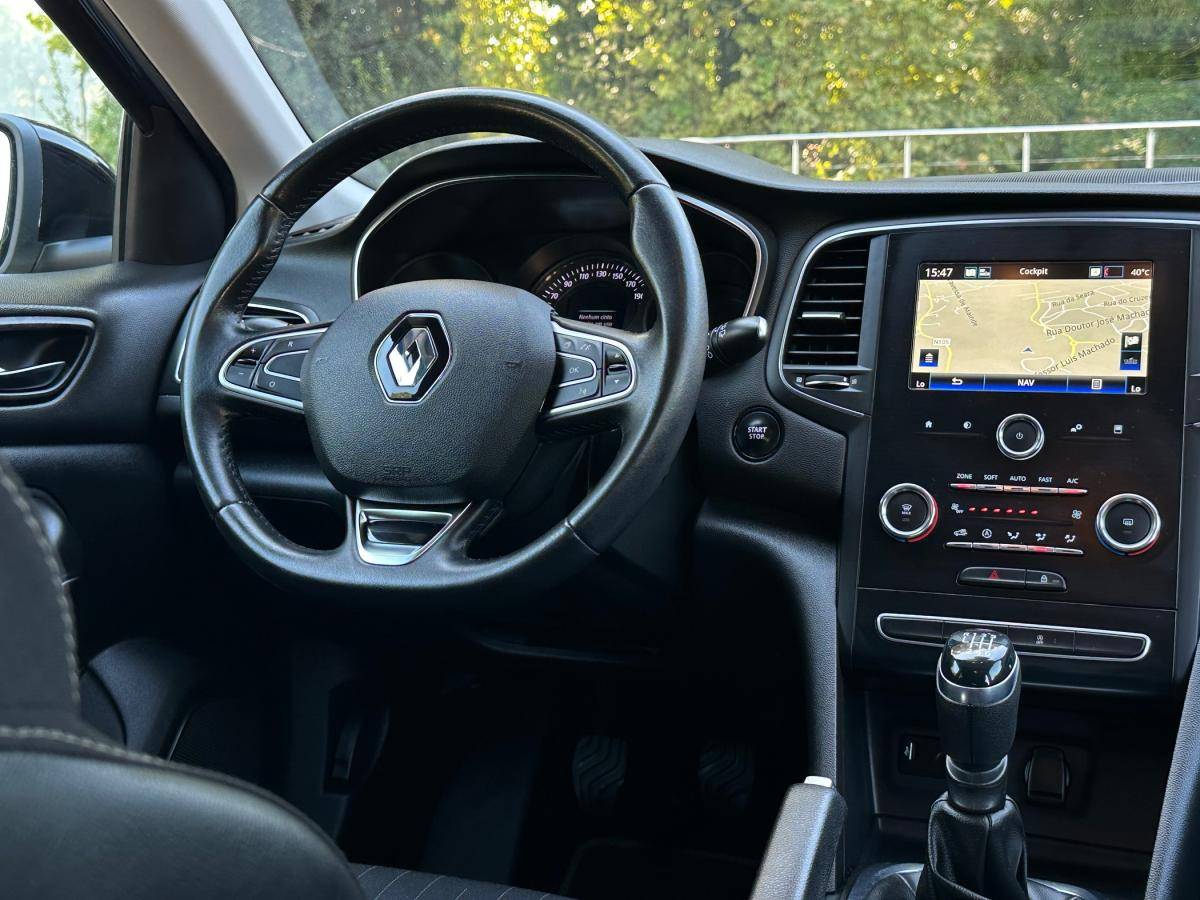 renault-megane-sport-tourer-2019-gasolina-1332cc