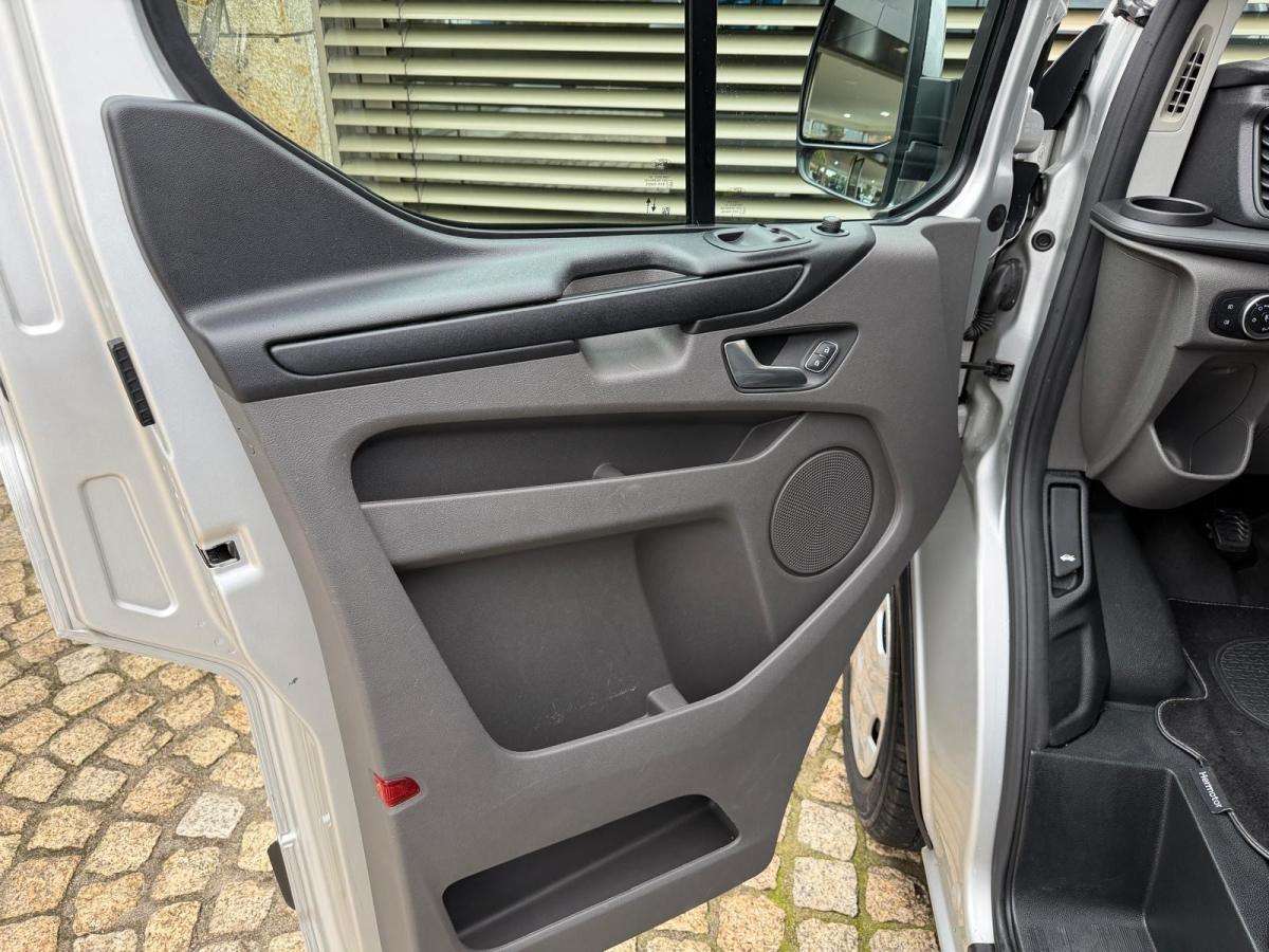 ford-transit-custom-2023-diesel-1995cc