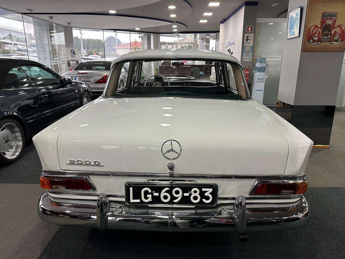 mercedes-benz-200-1967-diesel-1987cc