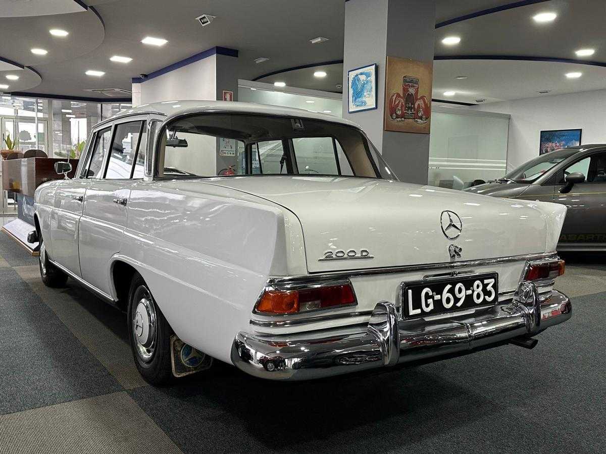 mercedes-benz-200-1967-diesel-1987cc