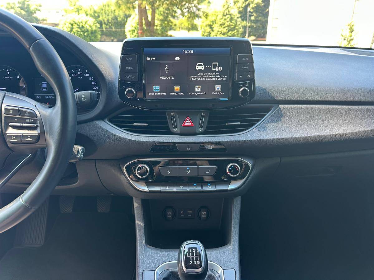hyundai-i30-2019-diesel-1598cc