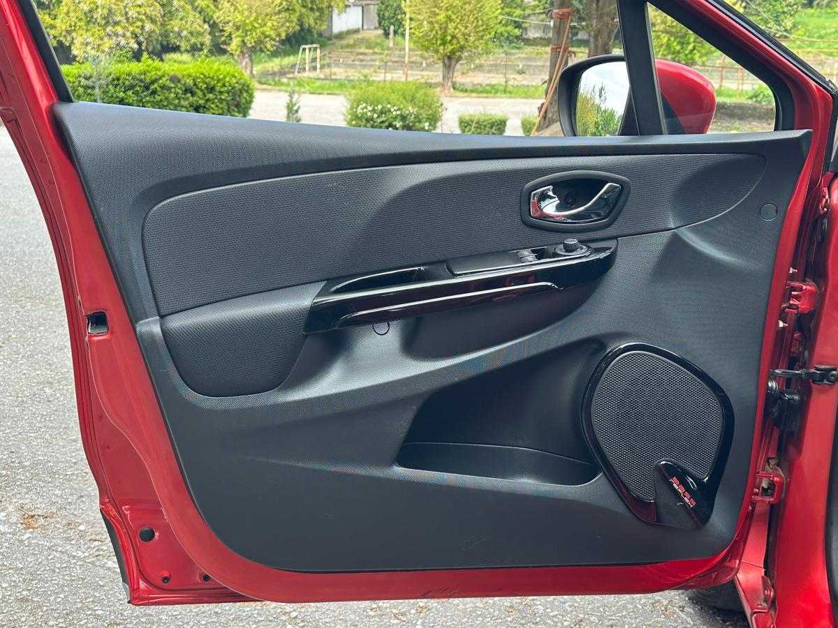 renault-clio-2014-gasolina-898cc