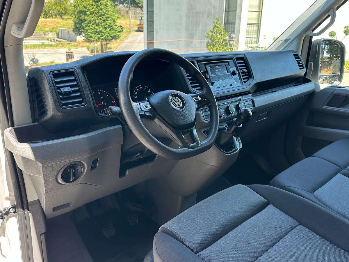 volkswagen-crafter-2022-diesel-1968cc