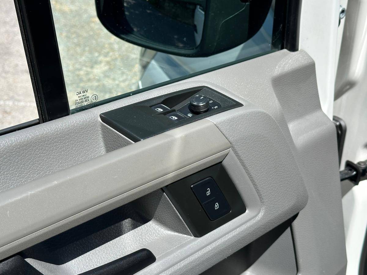 volkswagen-crafter-2022-diesel-1968cc