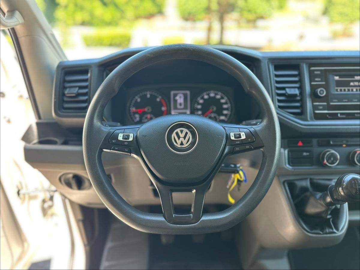 volkswagen-crafter-2022-diesel-1968cc