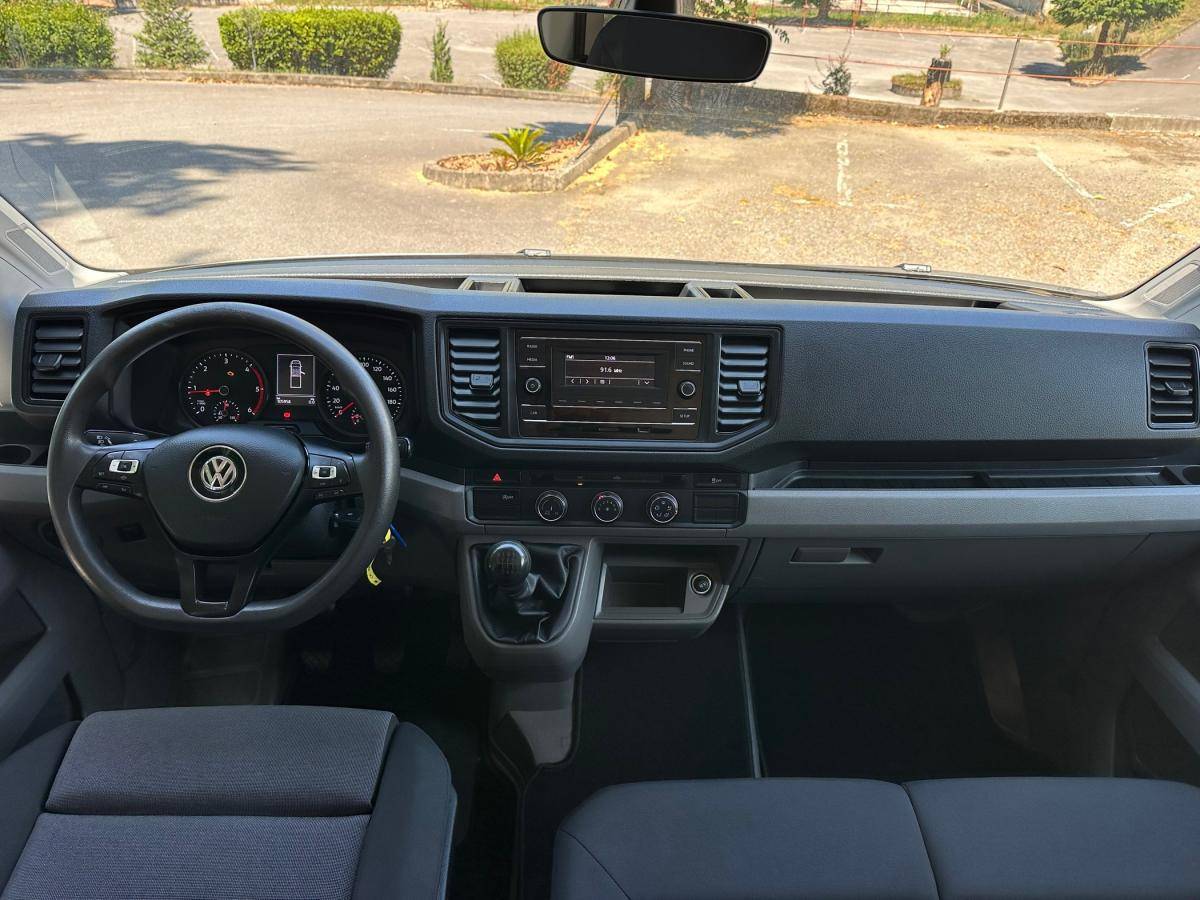 volkswagen-crafter-2022-diesel-1968cc