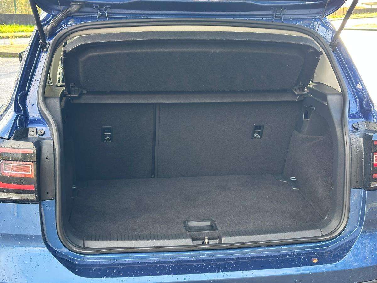 volkswagen-t-cross-2023-gasolina-999cc