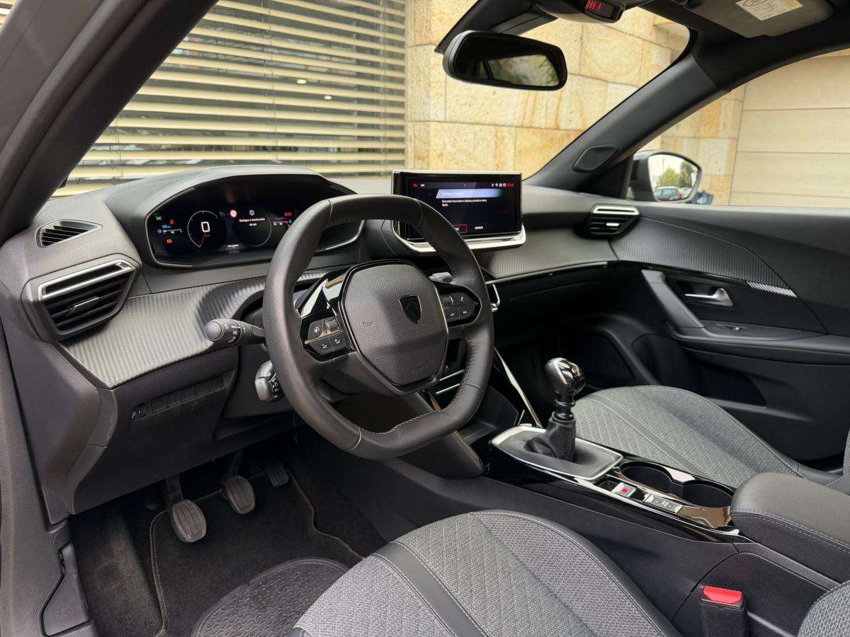 peugeot-2008-2024-gasolina-1199cc
