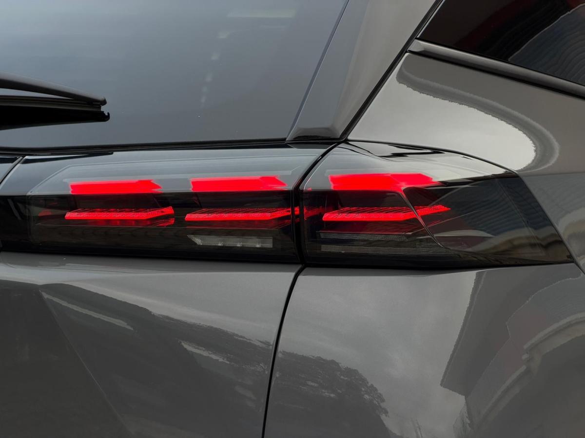 peugeot-2008-2024-gasolina-1199cc