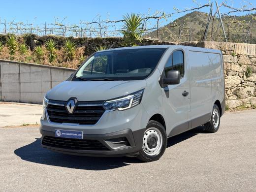 renault-trafic-2023-diesel-1997cc