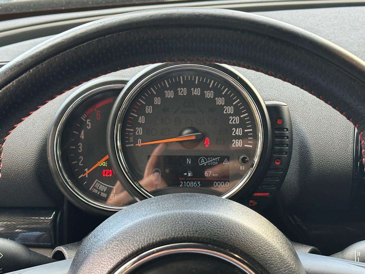 mini-clubman-2017-diesel-1496cc