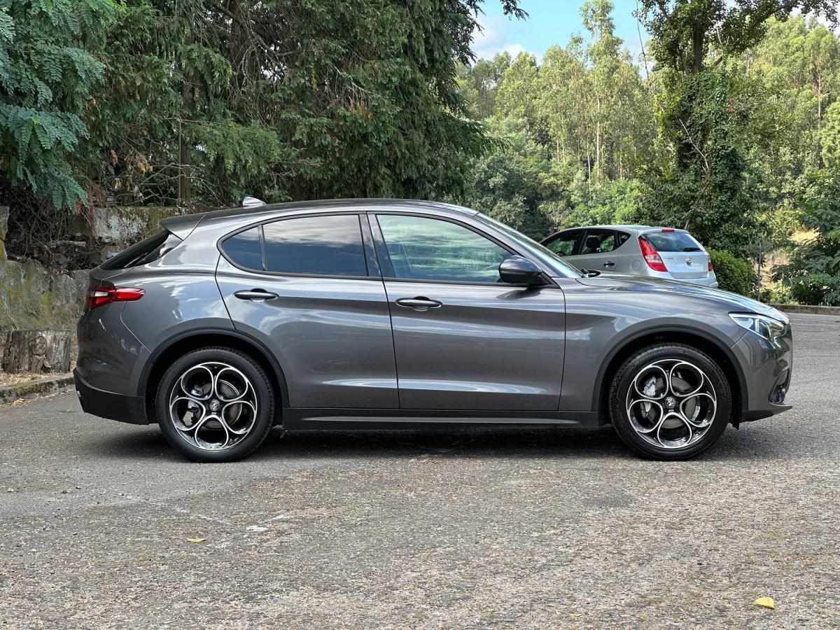 alfa-romeo-stelvio-2022-diesel-2143cc