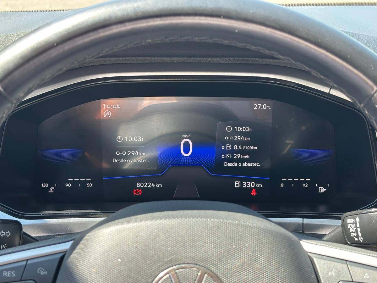 volkswagen-t-roc-2023-gasolina-999cc