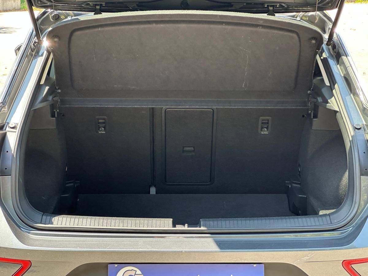 volkswagen-t-roc-2023-gasolina-999cc