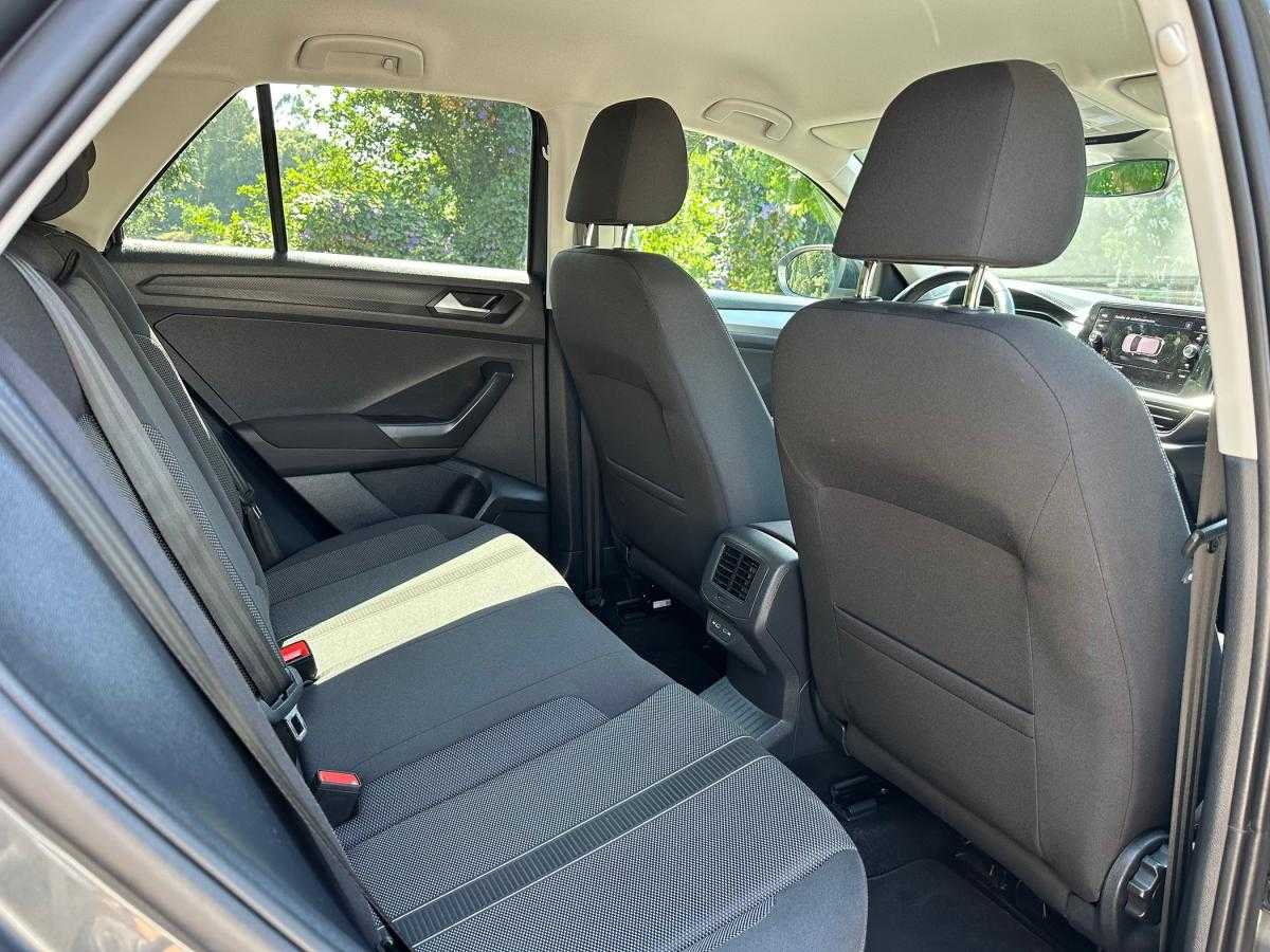 volkswagen-t-roc-2023-gasolina-999cc