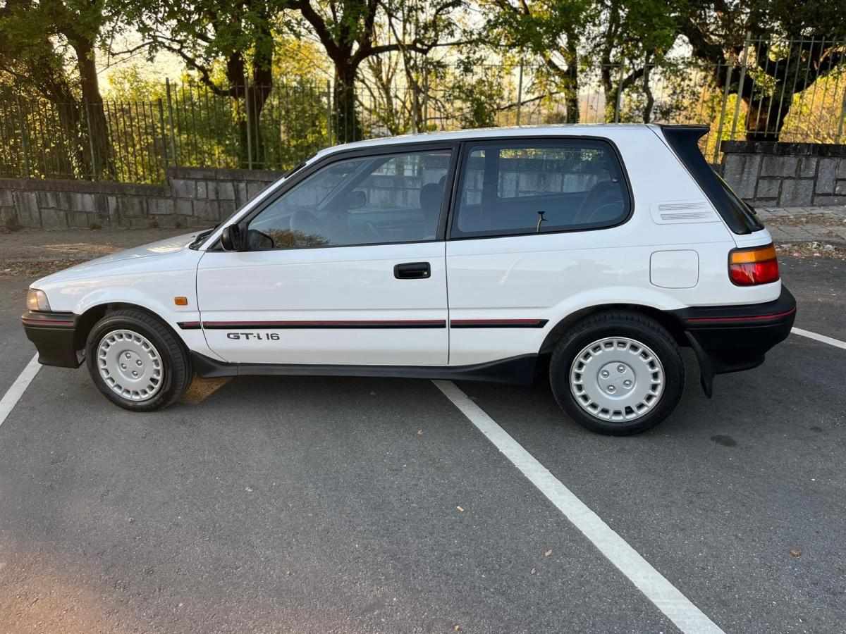 toyota-corolla-1988-gasolina-1587cc