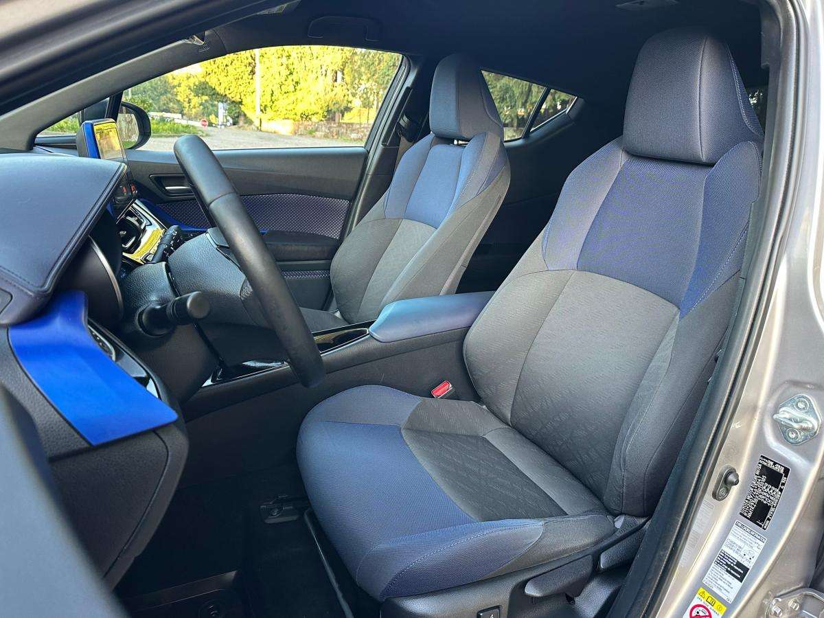 toyota-c-hr-2018-hibrido-a-gasolina-1798cc