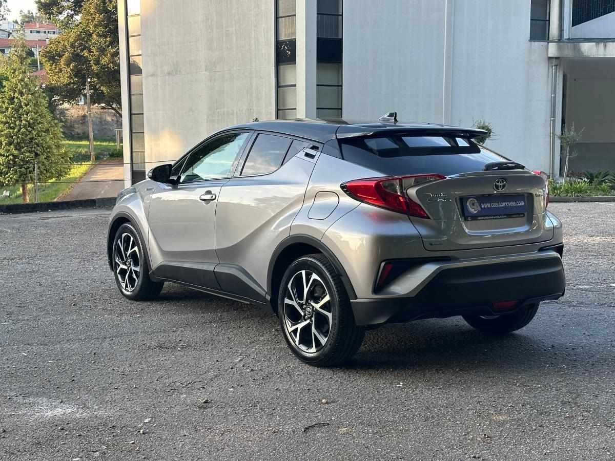 toyota-c-hr-2018-hibrido-a-gasolina-1798cc