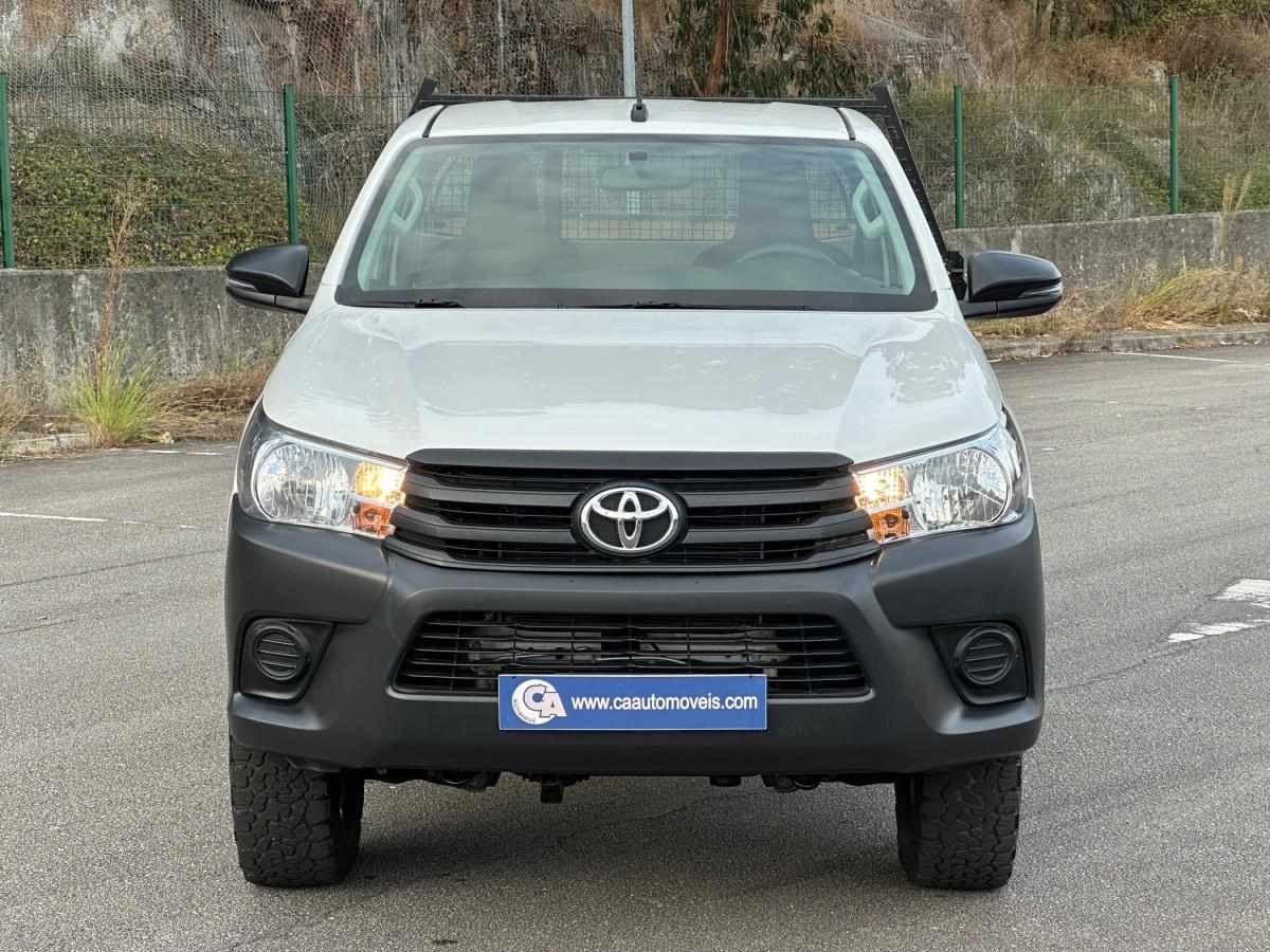 toyota-hilux-2021-diesel-2393cc