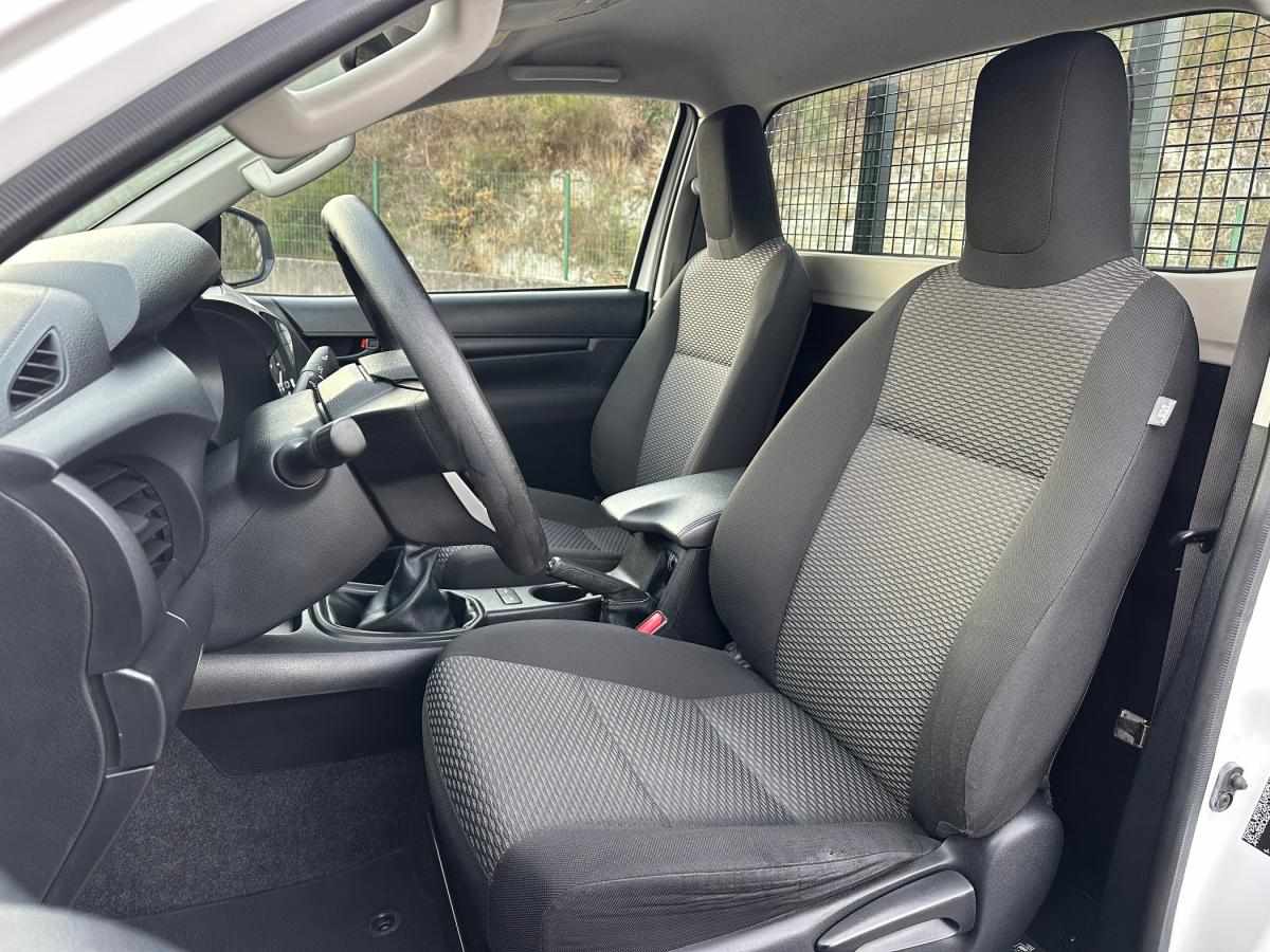 toyota-hilux-2021-diesel-2393cc
