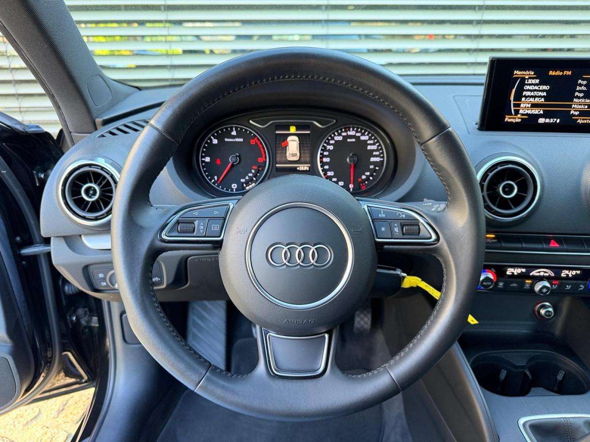 audi-a3-sportback-2015-diesel-1598cc