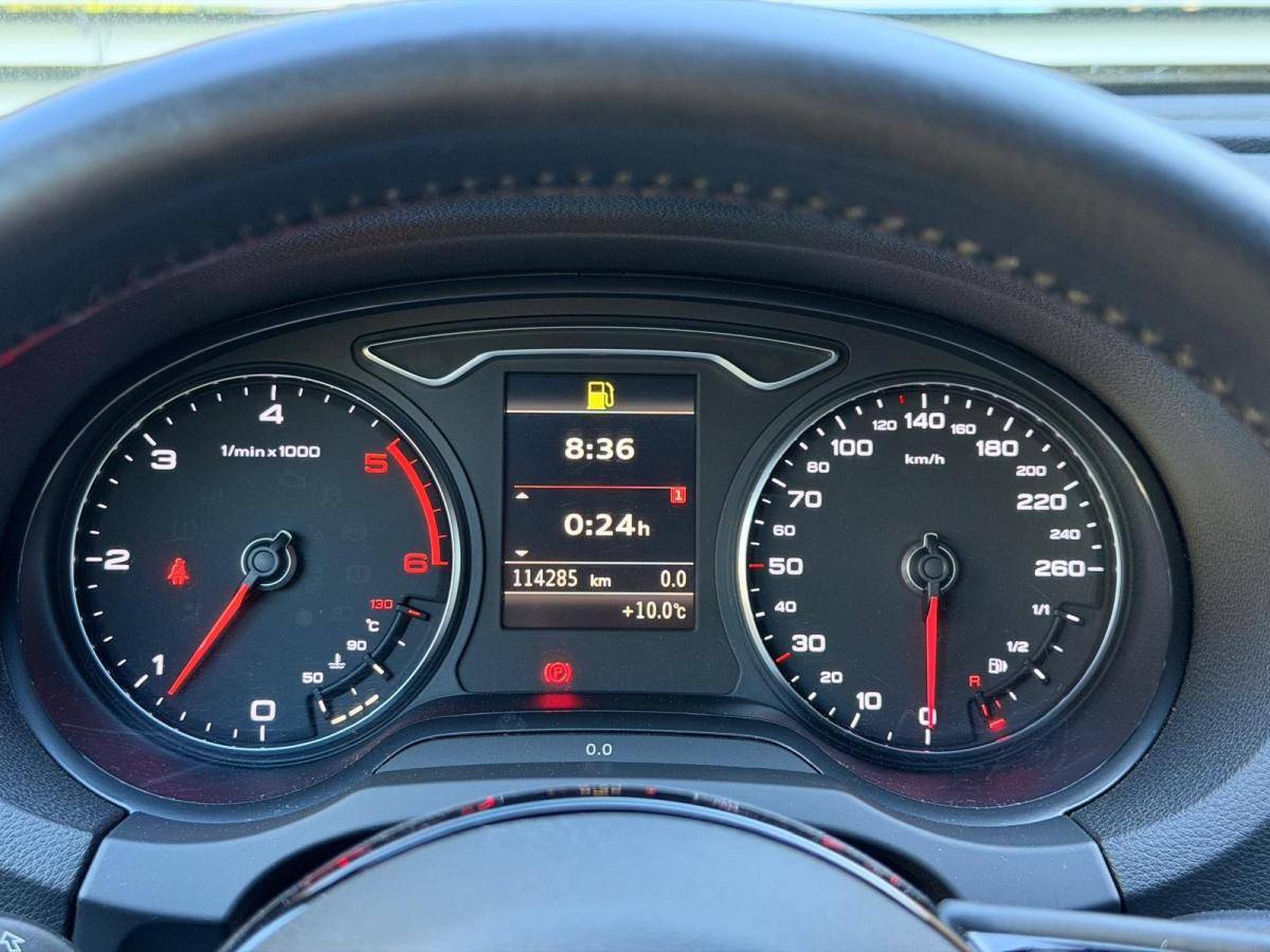audi-a3-sportback-2015-diesel-1598cc