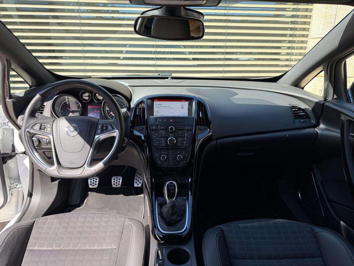 opel-astra-gtc-2017-diesel-1598cc