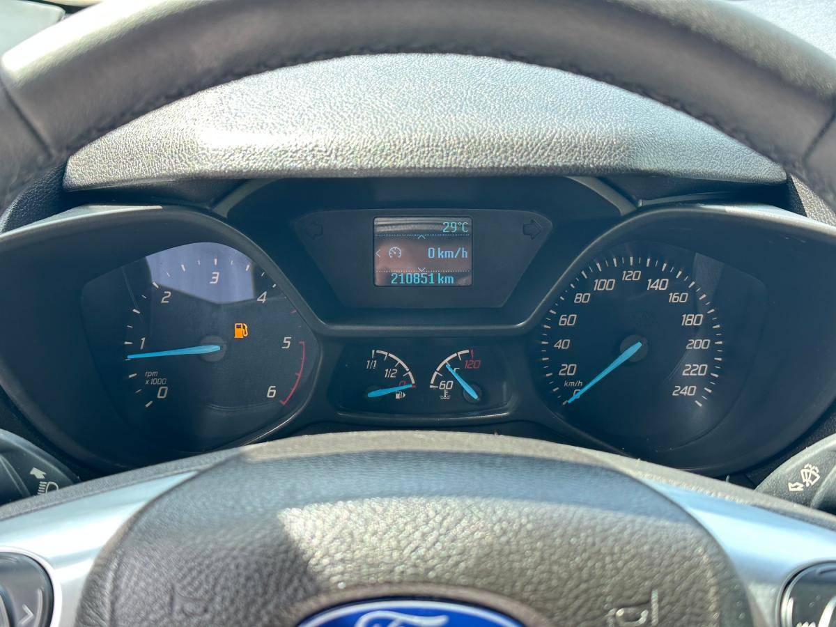 ford-transit-connect-2017-diesel-1499cc