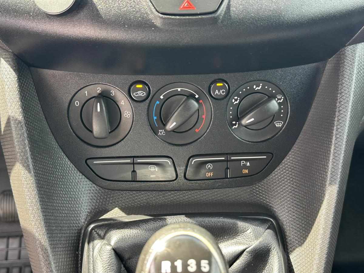 ford-transit-connect-2017-diesel-1499cc