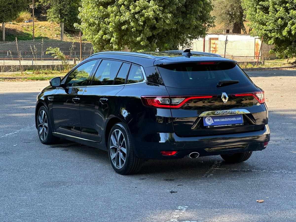renault-megane-sport-tourer-2018-diesel-1461cc