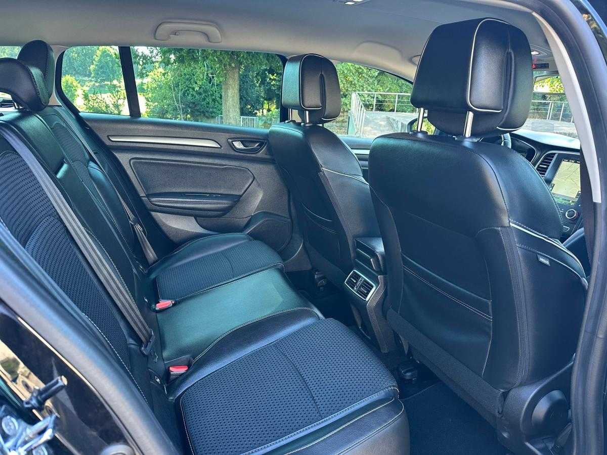 renault-megane-sport-tourer-2018-diesel-1461cc