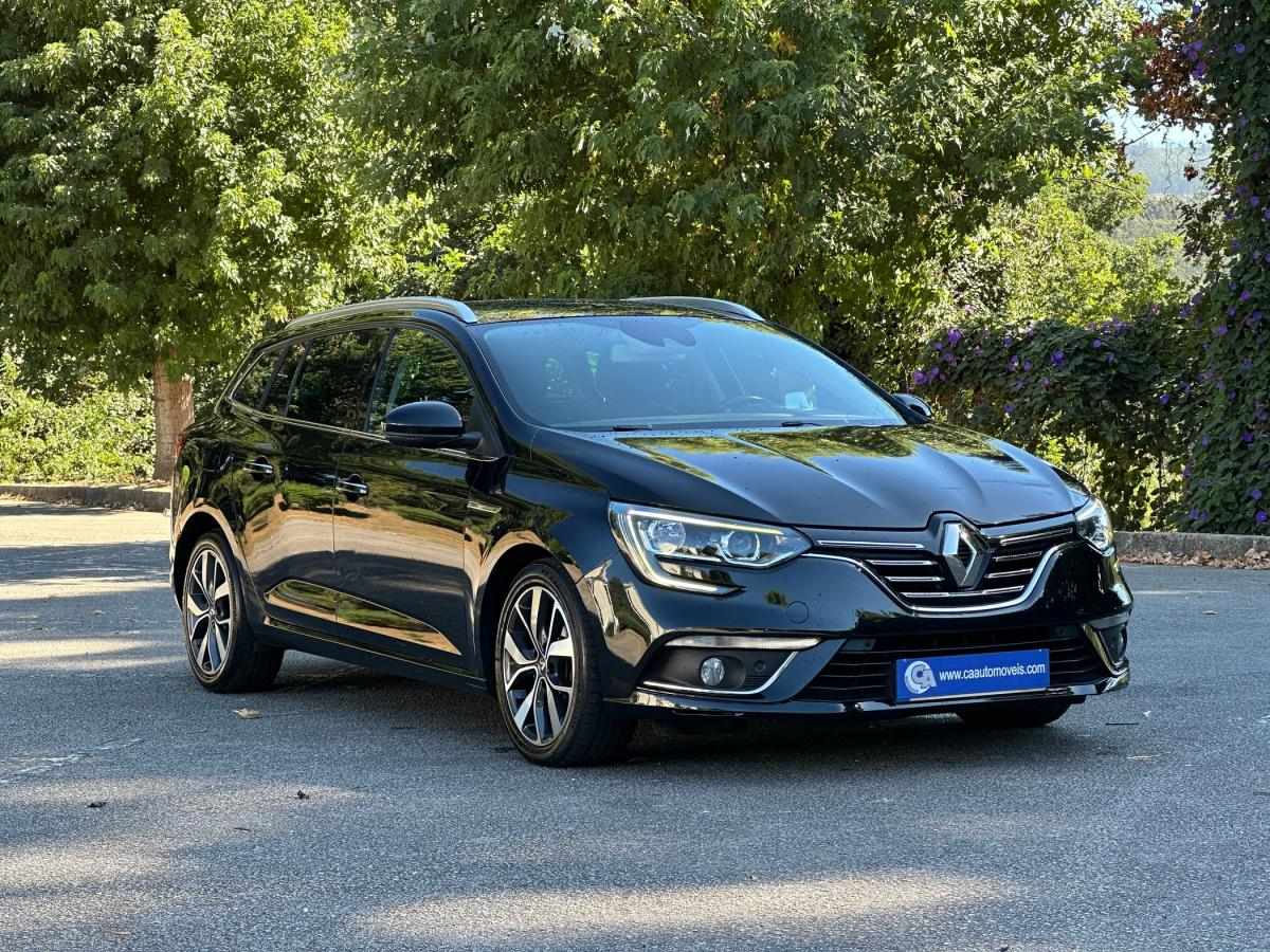renault-megane-sport-tourer-2018-diesel-1461cc