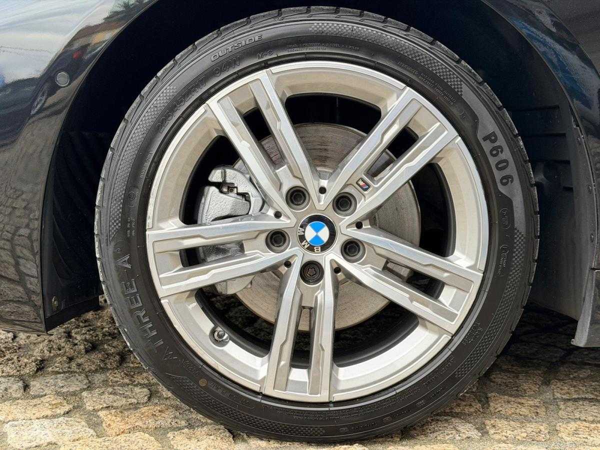 bmw-serie-1-2021-diesel-1496cc