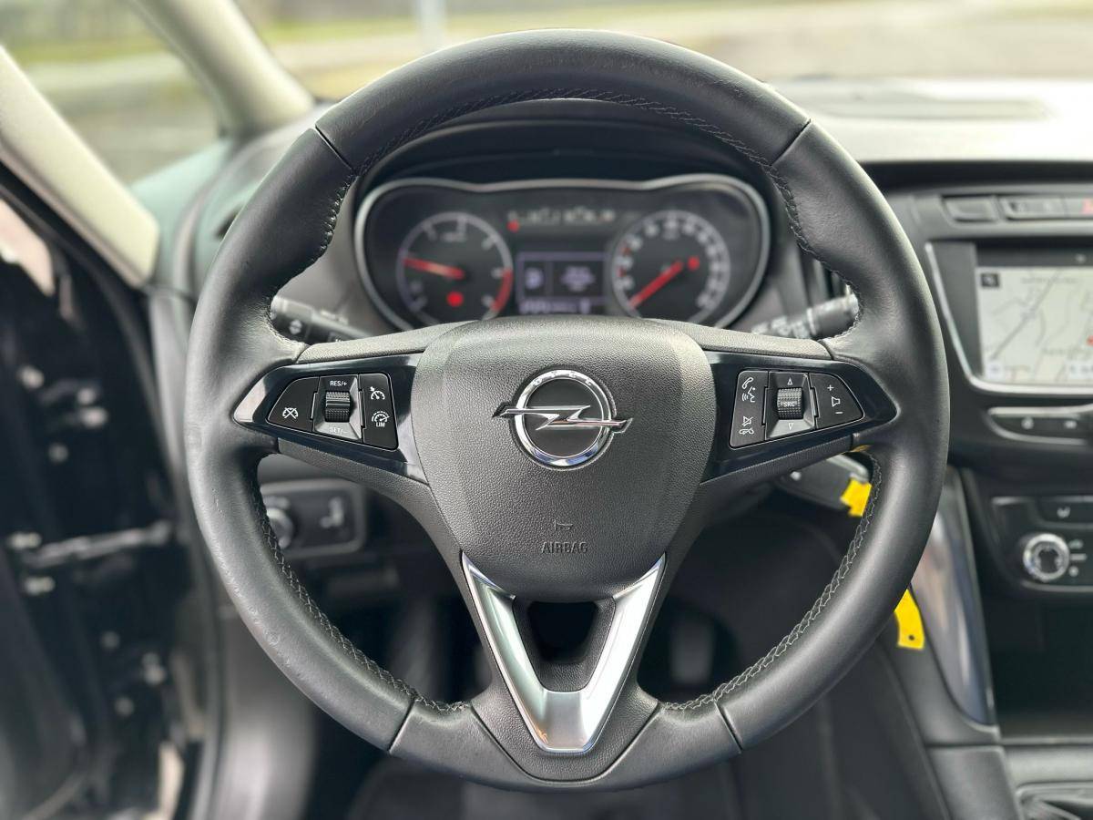 opel-zafira-2018-diesel-1598cc