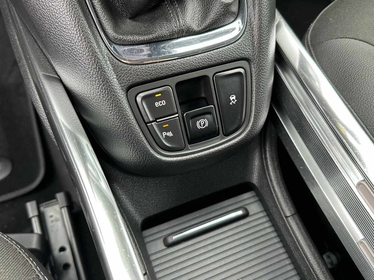 opel-zafira-2018-diesel-1598cc