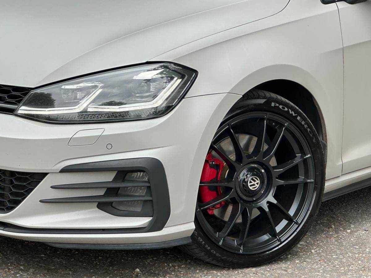 volkswagen-golf-2018-diesel-1968cc