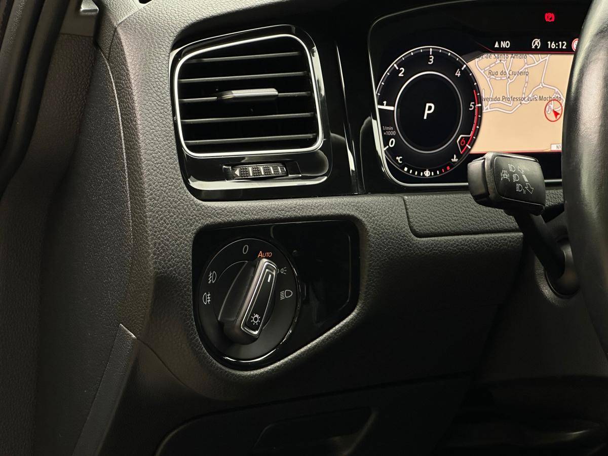 volkswagen-golf-2018-diesel-1968cc